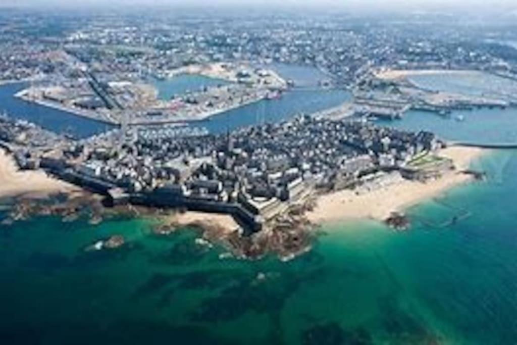 Gite Ti Mad Entre Saint-Malo Et Le Mont St Michel Bonnemain Екстериор снимка